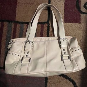 Worthington leather purse- Used but in excellent condition